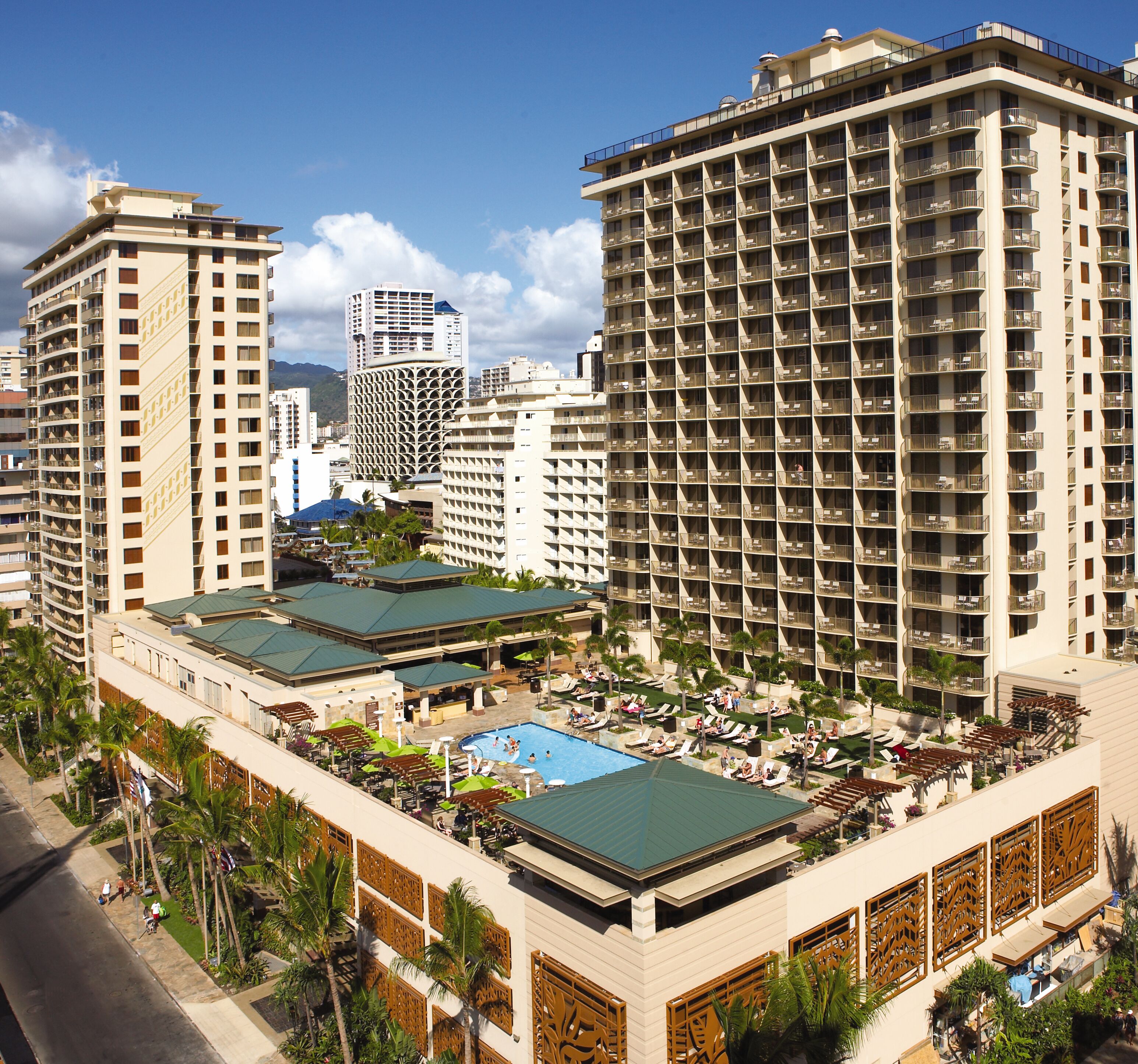 Embassy Suites Hotel Waikiki Beach Walk Oahu Hawaii Hotel Review | My ...