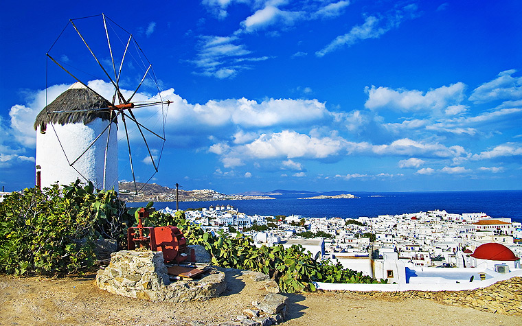 Visit the Greek Isle of Mykonos for Night Life | GloHoliday | Page 3